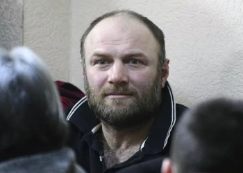 „სასამართლო პოლიტიკურ დაკვეთას ასრულებს“ – ბესიკ თამლიანი პატიმრობაში დატოვეს