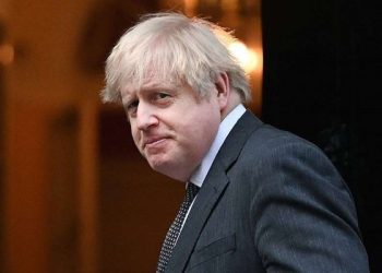 ბორის ჯონსონი პანდემიის დროს წვეულებაზე დასწრების გამო საზოგადოებას ბოდიშს უხდის