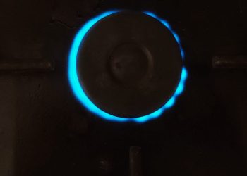 “ფსიქიკურად გამანადგურა “თბილისი ენერჯიმ”, არა თბილი წყალი, არა გაზქურა და გადასახადი 400 ლარამდე” – წერილი სოციალური ქსელიდან