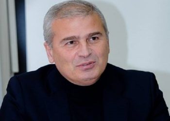 შალვა ნათელაშვილს პარლამენტში შემოსვლა უნდა და სცენის ისე დადგმას ცდილობს, რომ იმიჯურად თავი გადაირჩინოს – ირაკლი ქადაგიშვილი