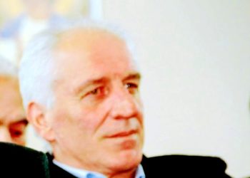 “300 ათასი დევნილი ვართ, გავიდეთ ქუჩაში… ჩვენ ჯერ აფხაზეთში გაგვწირეს, ახლა აქ გვწირავენ” – რევაზ კემულარია