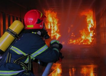 სენაკში მრავალშვილიან ოჯახს საცხოვრებელი სახლი დაეწვა