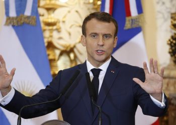 ადამიანებმა, რომლებიც ინტერნეტში ყალბ ამბებს ავრცელებენ, პასუხი უნდა აგონ და შესაძლოა, მართლმსაჯულების წინაშეც წარდგნენ – ემანუელ მაკრონი