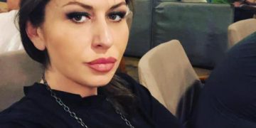 იქნებ წაიკითხოს კომენტრის ავტორმა და იცოდეს, რომ ყველაზე ნაბო*არია პლანეტაზე – მაია კაჭკაჭიშვილი