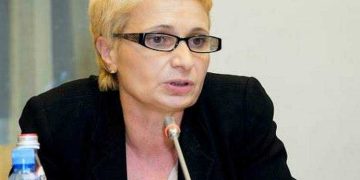 თქვენ ყოფილხართ ყველაზე ბოღმა ტელეკომპანია.. ძალიან ვნანობ, რომ ჩემი პარტია მუდამ თქვენ გვერდით იყო, როცა გიჭირდათ! – ნინო მეტრეველი „მთავარ არხს“