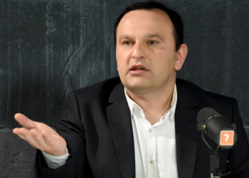 „დირექტორები ხომ არ გგონიათ აქ თავი?!” – კომიტეტის სხდომაზე პაატა მანჯგალაძემ და ანრი ოხანაშვილმა იკამათეს