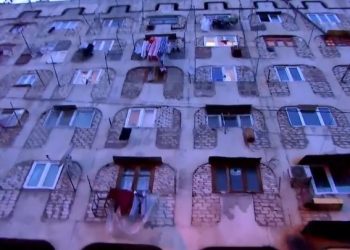 “თუ ჩემ შვილს დევნილის სტატუსი არ ექნება, ჩემი გვარიდან აფხაზეთიდან დევნილი არავინ იქნება –  ეს ერთადერთია რაც სოხუმიდან წამოვიღე” – ეკა წივწივაძე