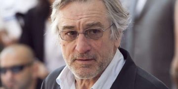 რობერტ დე ნირომ თანაშემწე $6 მლნ-ის მოპარვაში დაადანაშაულა