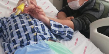 „თუ ოჯახმა ხვალ საავადმყოფოს 10 000 დოლარი არ გადაუხადა, გარეთ უშვებენ, რაც ნიშნავს იმას, რომ ბავშვი ვერ გადარჩება…“- ნანუკა ჟორჟოლიანი ინფორმაციას ავრცელებს