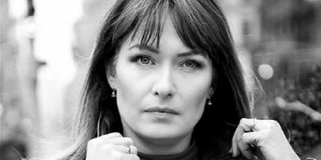 სანდრა რულოვსმა სოციალურ ქსელში უკრაინის მხარდამჭერი ფოტო გამოაქვეყნა