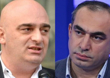 „ერთი ის კითხეთ ამ არაკაცს როგორ არბევდა ზვიად გამსახურდიას მომხრეთა მიტინგებს“ – სანდრო ბრეგაძე ლადო ბოჟაძეს უპირისპირდება