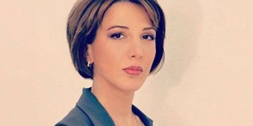 „მიშა, ვიცი, რომ ბევრი დრო გაქვს და ჩემ შენდამი მიმართვასაც აუცილებლად ყურადღებით გაეცნობი, ამიტომ, ყურადღებით წაიკითხე, რასაც ახლა დავწერ“ – თამთა მეგრელიშვილი