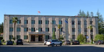 წალენჯიხაში საკრებულოს თავმჯდომარედ პარტია “საქართველოსთვის” წევრი აირჩიეს