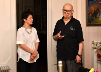 ამხელა კაცი არ უკადრისობდით ჩემთან დარეკვას, ხან შენიშვნის მოცემას, ხანაც მოსაზრების გაზიარებას – თეა წულუკიანი რეზო ამაშუკელის გარდაცვალებას ეხმაურება