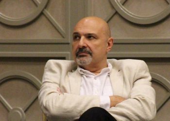 “დავიკიდეთ და ჯოგურზე გადავედით?” –  გამყრელიძე