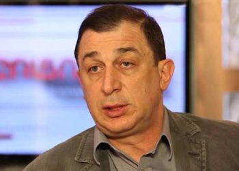 “რამ მოკლა?! – გრიპმაო” – რას წერს ვალერი ხაბურძანია