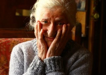 “გამწარებული ვარ… ჩემი სიძე დაჭრა ვიღაც მანიაკმა და გაიქცა” – ლამარა აბჟანდაძე