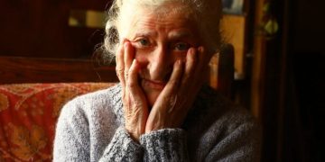 “გამწარებული ვარ… ჩემი სიძე დაჭრა ვიღაც მანიაკმა და გაიქცა” – ლამარა აბჟანდაძე