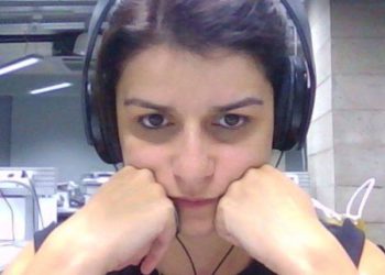 “აი, ძალიან დათრგუნული ვარ..ახლაღა მივხვდი, რომ ამ ჰოლანდიელმა ბიჭმა შეურაცხყო და წაბილწა ჩითის კაბა..”- ნინო თარხნიშვილი