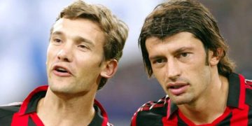 “კალაძე რომ ქოცი ხდებოდა, შევჩენკო დაიყენა…დღეს შევჩენკოს ქვეყანას უჭირს. კალაძე ოპოზიციას დასდევს, დროშები არ ჩამოკიდოთ თამაშზეო” – ვიკა ბუკია