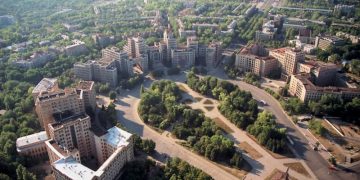 ხარკოვის მერი მოსახლეობას სახლში დარჩენისკენ მოუწოდებს