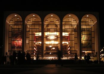 მეტროპოლიტენ-ოპერა პუტინის მომხრე არტისტებთან წყვეტს ურთიერთობას – ,,ნიუ-იორკ თაიმსი”