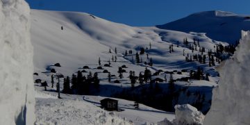 გოდერძის უღელტეხილზე ზამთრის სეზონი ჩავარდა – „აჭარა ტური”