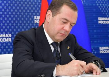 კეთილი იყოს თქვენი მობრძანება ახალ სამყაროში, სადაც ევროპელები 1000 კუბ/მ გაზში €2000-ს გადაიხდიან – მედვედევი