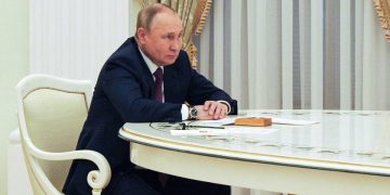 პუტინი:”თქვეს ერთი, მეორე კი გააკეთეს. როგორც ჩვენში ამბობენ “გადაგვაგდეს!”