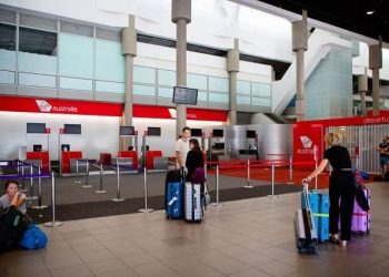 თითქმის 2 წლის შემდეგ, ავსტრალია საერთაშორისო ვიზიტორებისთვის გაიხსნა