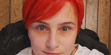 “ამათ გამარჯობას როგორ ეუბნებით, ამათთან ერთად ერთ სივრცეში როგორ ჩერდებით, ამათთან უწი-პიწი რანაირად გაქვთ” – ნენე დალაქიშვილი