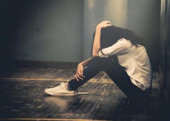 650$ მოპარვის გამო , საქართველოში მცხოვრებმა ფრანგმა მამამ  შვილს საკუთარი შარდი დაალევინა..?!