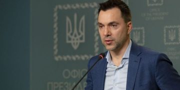 “რუსეთს აღარ შეუძლია განაგრძოს აქტიური საომარი მოქმედებები… დარჩათ ერთი, ან ორი მცდელობა” – უკრაინის პრეზიდენტის მრჩეველი