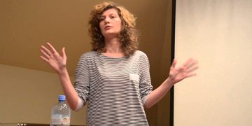 ალტ-ინფოს სასტავი გინებით ითხოვს, რომ ბაია პატარაიამ შექმნას ფემინისტი ქალების ბატალიონი და წავიდეს საბრძოლველად უკრაინაში – ბაია პატარაია