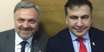 “გია ბარამიძე მოვა პარტიის თავმჯდომარედ და სააკაშვილს გაათავისუფლებს? რა შეიცვლება? ხვალ რომ 50 000 კაცი შეიკრიბოს, რას ვაკეთებთ?” – ნიკა მელია