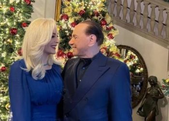 სილვიო ბერლუსკონის შვილებმა  მამას 32 წლის დეპუტატთან ქორწინება ჩაუშალეს?!