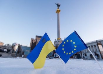 ევროკავშირი თანამშრომლებს უკრაინის დატოვებისკენ მოუწოდებს