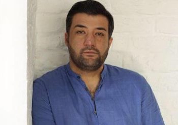 “მივიღე გადაწყვეტილება, ეს სახლი გავყიდო, საბანკო ისტორია დავხურო და ისევ მოსკოვში გადავიდე..ფულსაც იხდიან და ძალიან კმაყოფილებიც არიან!”-აჩი ფურცელაძე