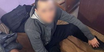 უკრაინაში დააკავეს სნაიპერი, რომელმაც აღიარა, რომ რუსული სპეცსამსახურების დავალებას ასრულებდა