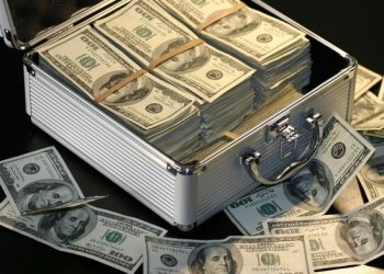 რუსმა ოლიგაქრებმა წლის დასაწყისიდან კრემლის აგრესიის შედეგად უკვე 32 მილიარდი დოლარი დაკარგეს — Bloomberg