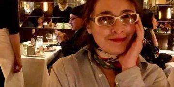 ,,რობერტ დე ნიროს სელფიც დაამადლა, ეს არის დონა გიორგაძე” – ნანა აკობიძე