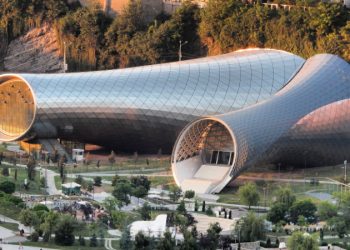 აუქციონი ახალი პირობებით – ეკონომიკის მინისტრის თქმით, ე.წ. დოქებში ერთ-ერთი სივრცე შესაძლოა, ქართული ღვინის მუზეუმს დაეთმოს