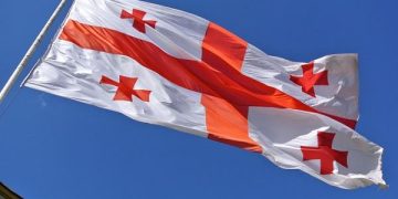 საბავშვო ბაღებისა და სკოლების შენობებზე სახელმწიფო დროშის აღმართვა სავალდებულო იქნება