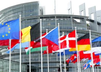 ევროპარლამენტმა უკრაინას €1.2 მილიარდი სესხი დაუმტკიცა￼