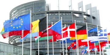 ევროპარლამენტმა უკრაინას €1.2 მილიარდი სესხი დაუმტკიცა￼