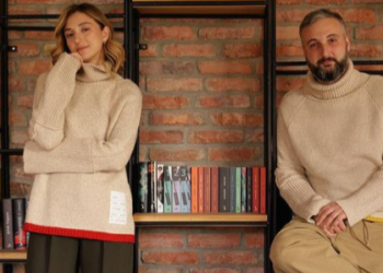 “რუსეთიდან უამრავი მესიჯი მომდის: „გვრცხვენია“, „ჩვენ არაფერს ვწყვეტთ“, „ჩვენი სიტუაციის მძევლები ვართ“, „არ გვინდა ომი“. ასე რატომ ხდება? “-გიგი დედალამაზიშვილის უკრაინელი მეუღლე