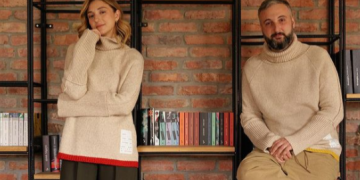 “რუსეთიდან უამრავი მესიჯი მომდის: „გვრცხვენია“, „ჩვენ არაფერს ვწყვეტთ“, „ჩვენი სიტუაციის მძევლები ვართ“, „არ გვინდა ომი“. ასე რატომ ხდება? “-გიგი დედალამაზიშვილის უკრაინელი მეუღლე