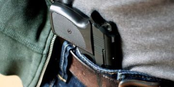 უკრაინის რადამ ცეცხლსასროლი იარაღის ტარების ლეგალიზაციას მხარი დაუჭირა