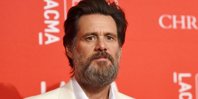 LOS ANGELES, CA - APRIL 18: Actor Jim Carrey arrives at LACMA's 50th Anniversary Gala at LACMA on April 18, 2015 in Los Angeles, California. (Photo by Amanda Edwards/WireImage)