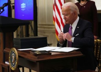 ბაიდენმა ხელი მოაწერა ბრძანებას ოკუპირებული დონეცკის და ლუგანსკის რეგიონში სანქციების დაწესების შესახებ